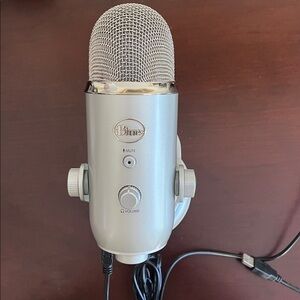Yeti Silver USB Microphone